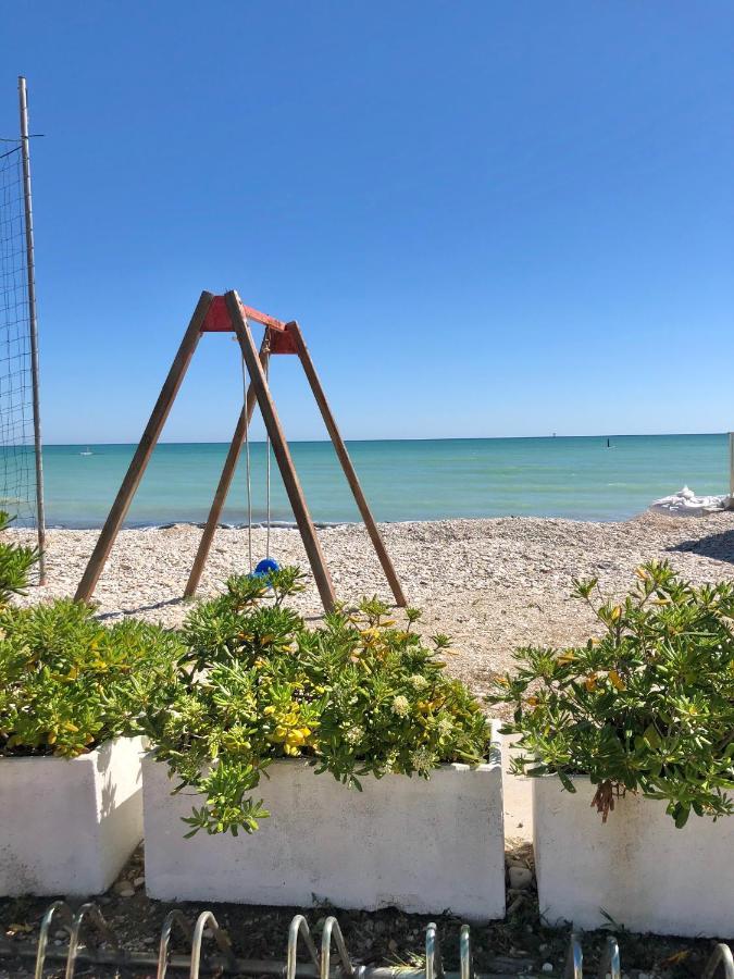 Appartamento Vita Marina Porto SantʼElpidio Esterno foto