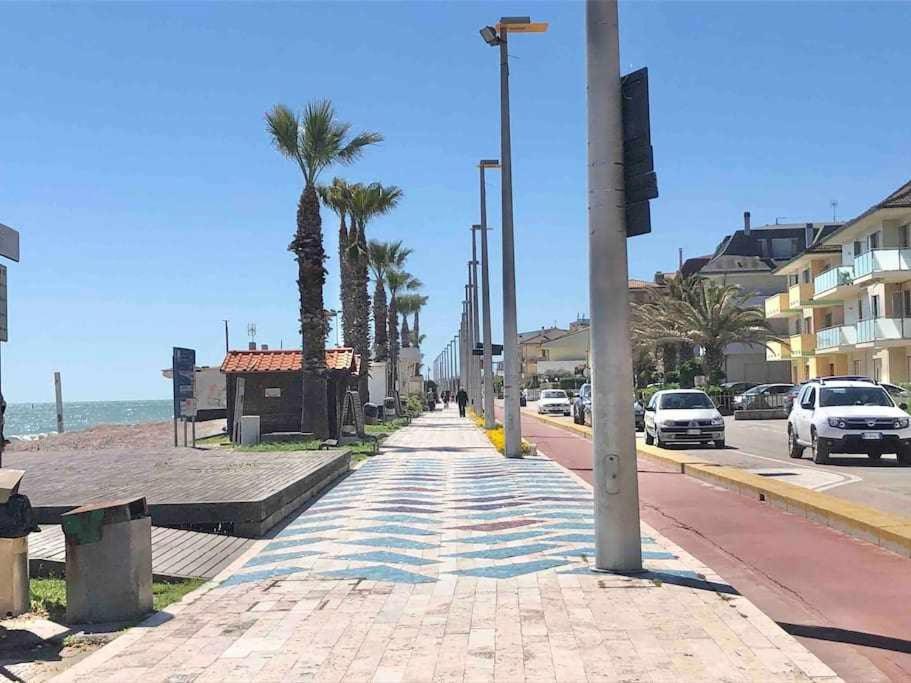 Appartamento Vita Marina Porto SantʼElpidio Esterno foto